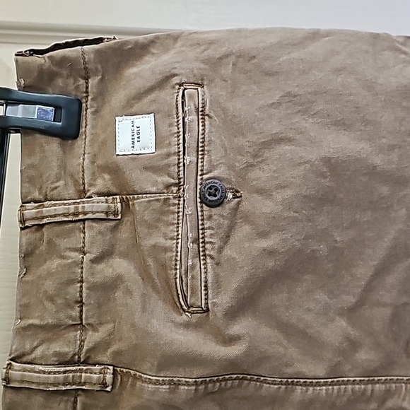 American Eagle  28×32 khaki pants - Picture 3 of 6
